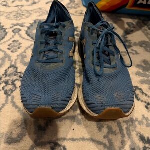 New Balance Blue Athletic Shoes